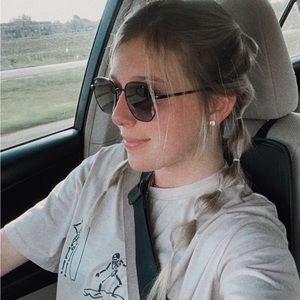 Meet your Posher, Trinity